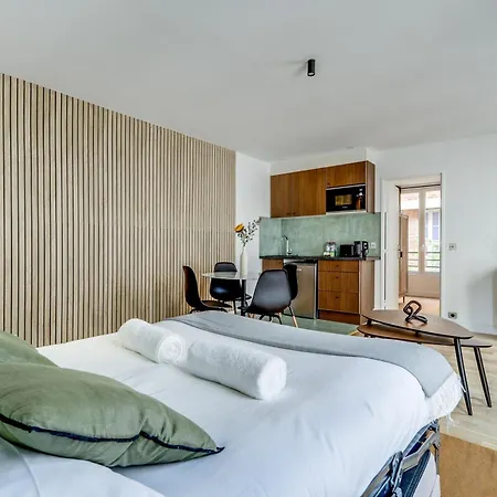 Apartment Heart Of Montmartre L Sacre-coeur At 10min